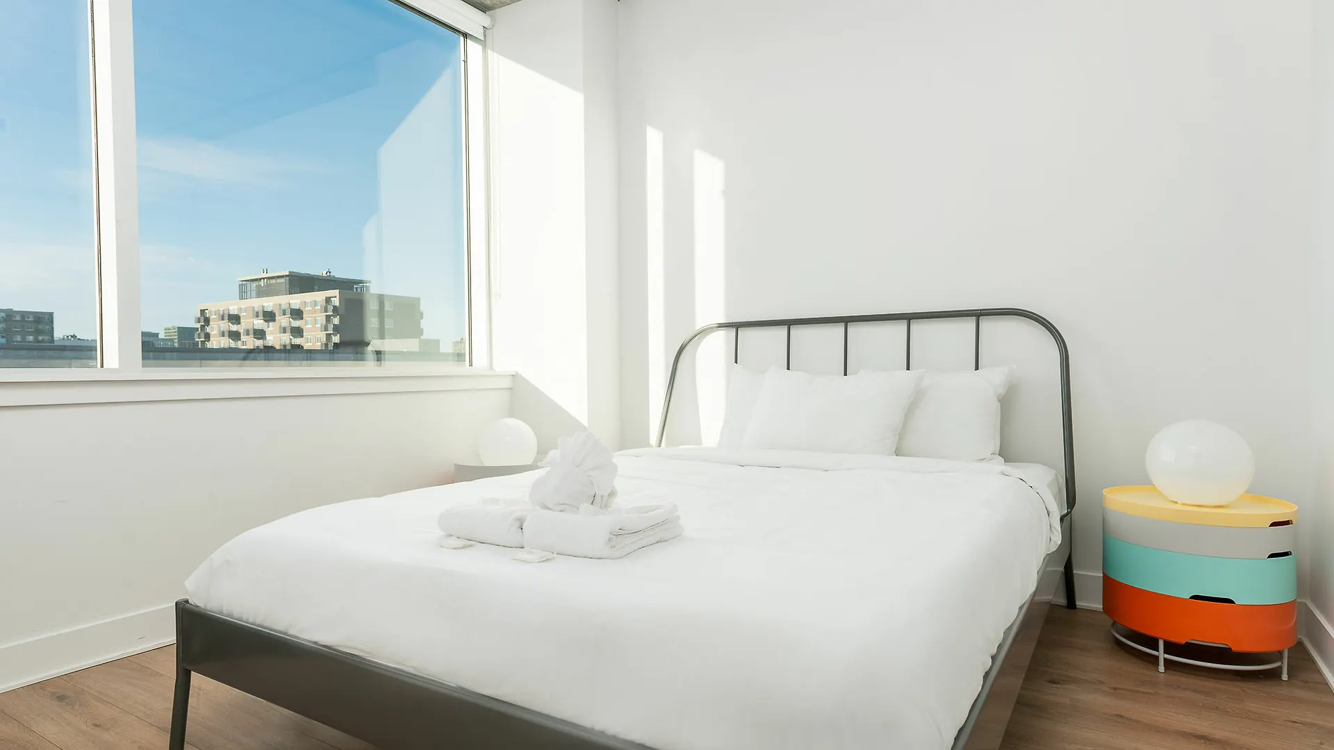 Posh 1Br In Festival Quarter By Sonder Apartment Montreal
