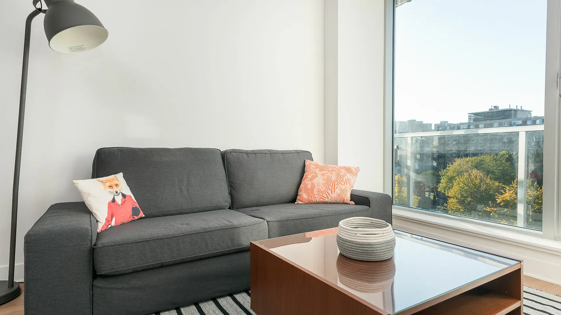 Posh 1Br In Festival Quarter By Sonder Apartment Montreal 0*,  Canada